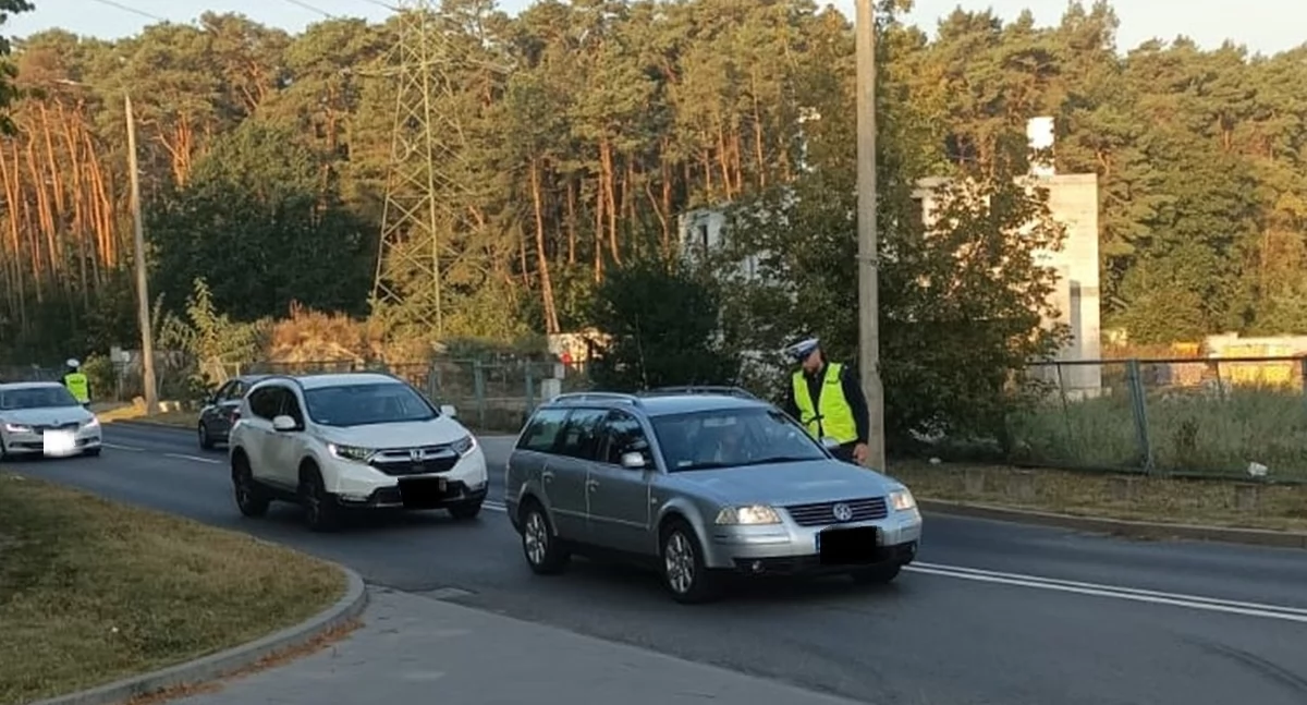Policja - komunikaty policyjne, Kierowcy lupą włocławskiej policji Przeprowadzili kontroli - zdjęcie, fotografia