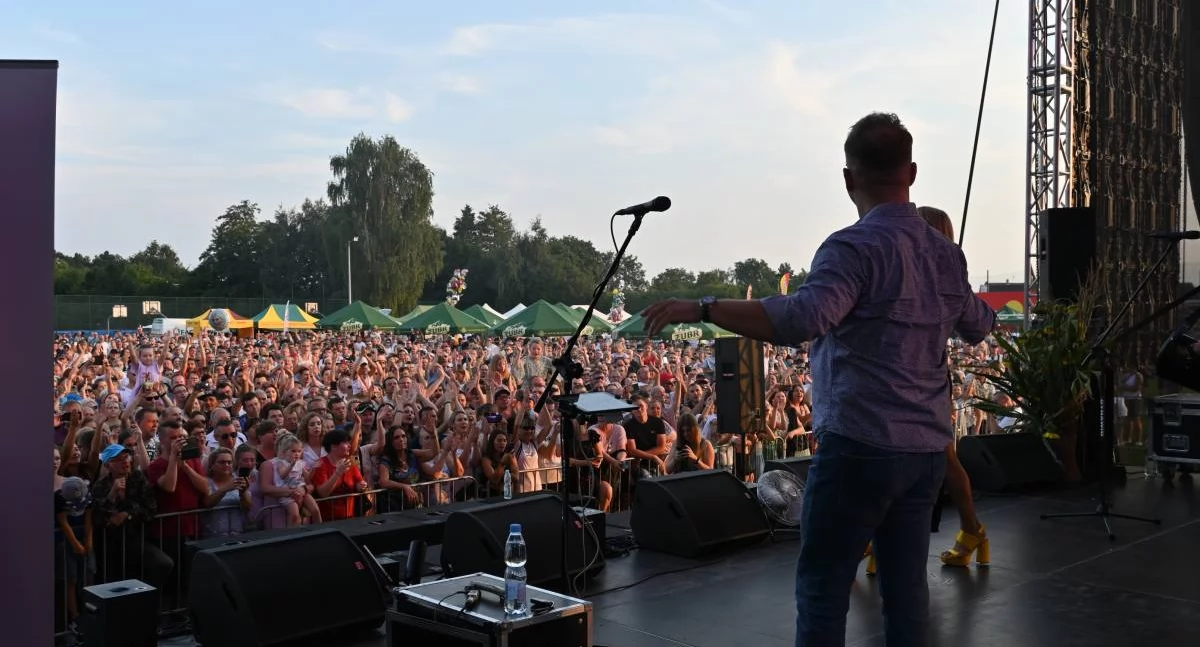 Rolnictwo, Dożynki Gminy Lubraniec Żydowie Będzie Festiwal Kuchni Kujawskiej Święto Czarniny - zdjęcie, fotografia