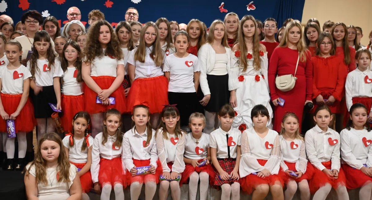 Święta państwowe i religijne, Święto Niepodległości Chodczu [ZDJĘCIA] - zdjęcie, fotografia
