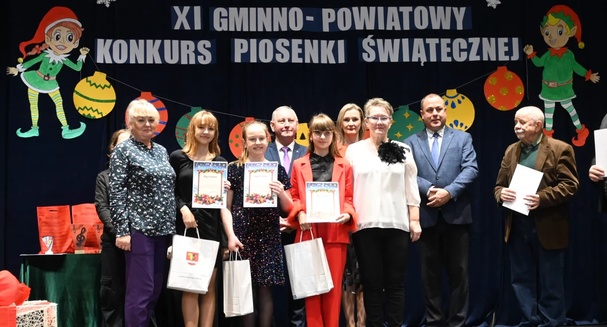 Szkoły podstawowe, Magia Świąt scenie! Konkurs Piosenki Świątecznej Smólniku rozbrzmiał kolędami (ZDJĘCIA VIDEO) - zdjęcie, fotografia