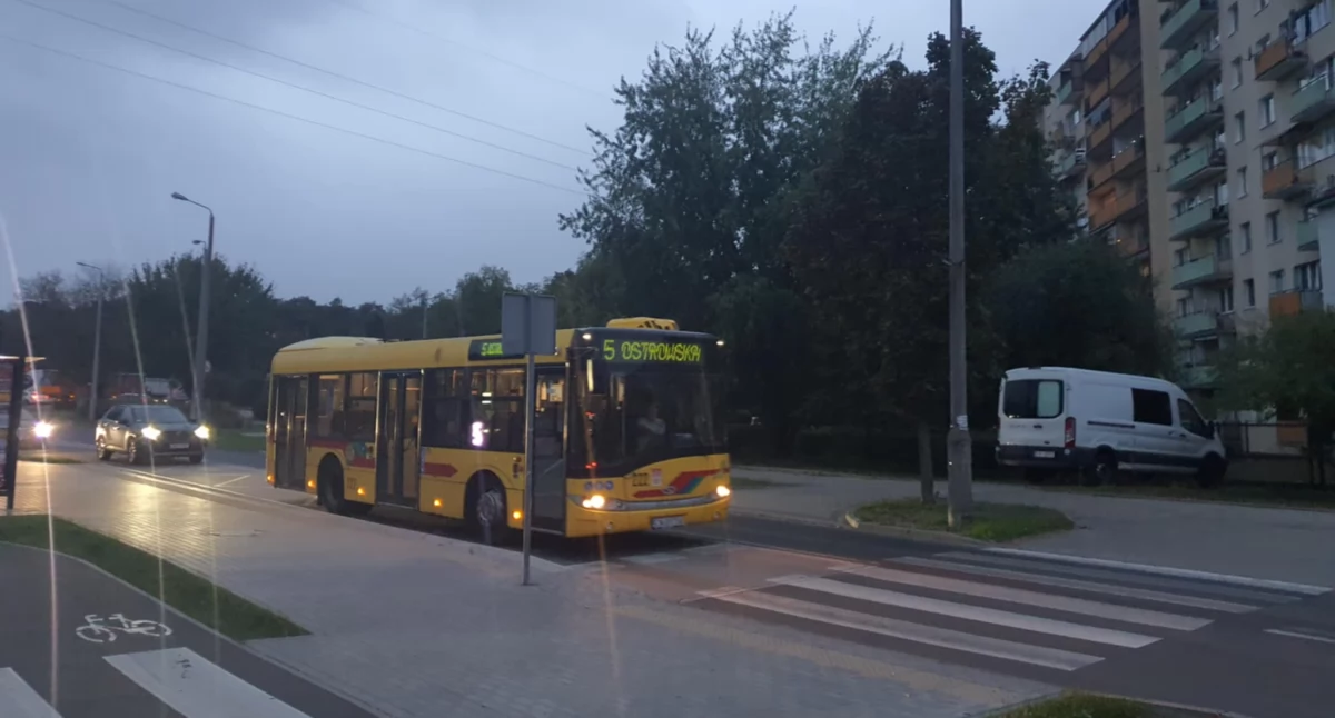 Komunikacja, Zmiany kursowaniu autobusów godzinach Włocławek święta sprawdź szczegóły! - zdjęcie, fotografia