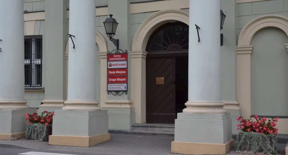 Rynek pracy, Praca Brześciu Kujawskim Oferta pracy stanowisko kierownicze - zdjęcie, fotografia