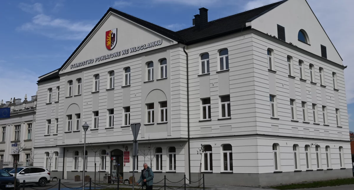 Rynek pracy, Praca Włocławku Starostwo Powiatowe ogłosiło nabór - zdjęcie, fotografia