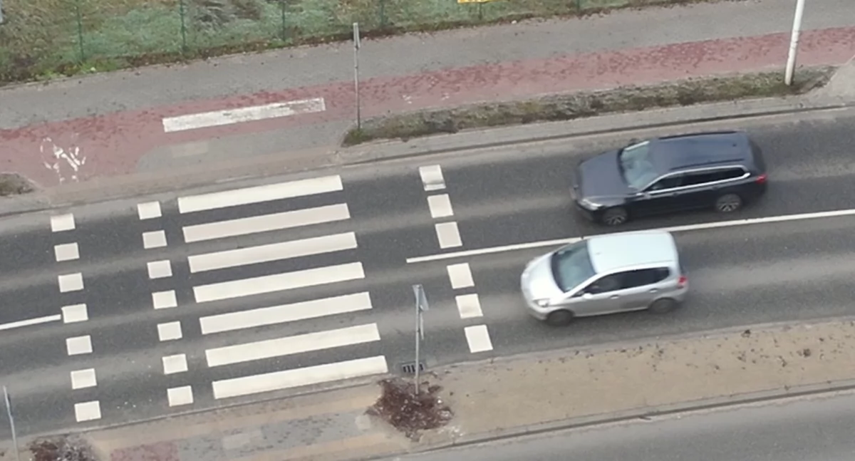 Policja - komunikaty policyjne, akcji! Policja sprawdza łamie przepisy przejściach - zdjęcie, fotografia