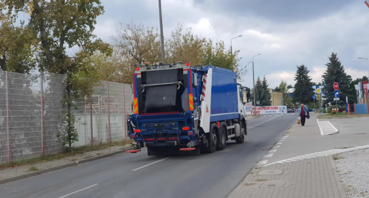 Ludzie_, Podwyżek śmieci będzie Kluczowa decyzja Miasta Włocławek lutego! - zdjęcie, fotografia