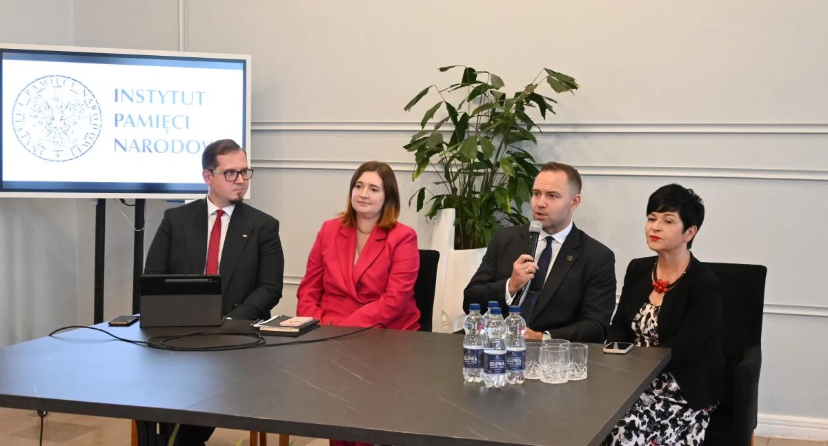 Polityka, Spotkanie Karolem Nawrockim kandydatem prezydenta Włocławku - zdjęcie, fotografia