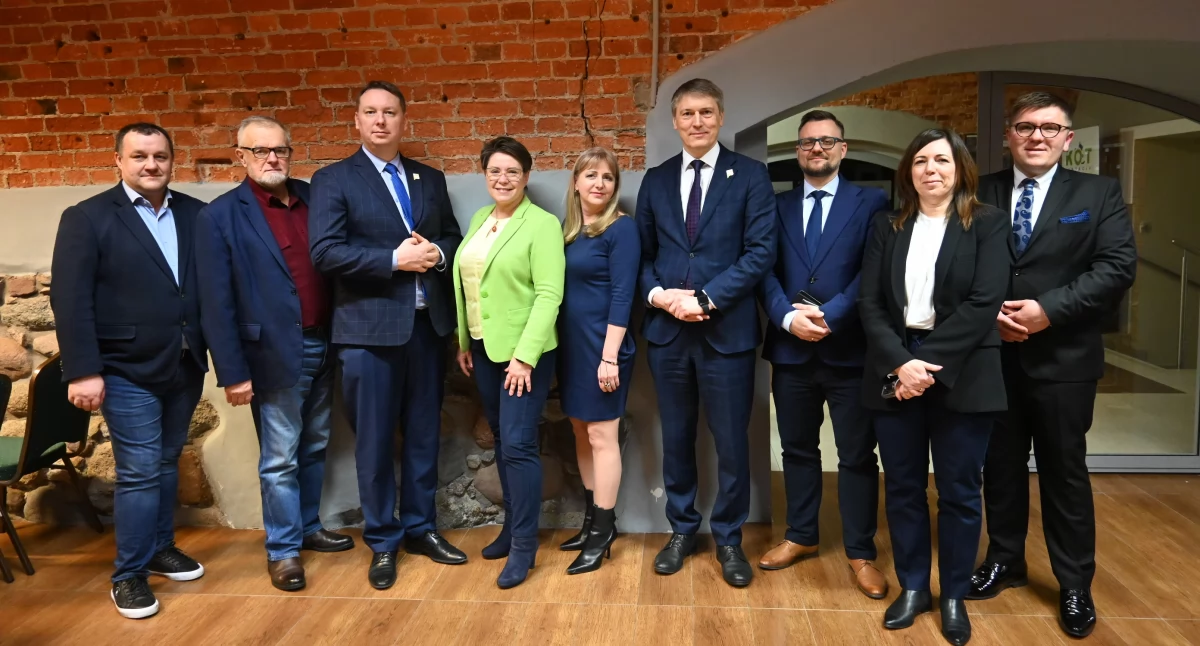 Polecamy, Miliony inwestycje mieszkaniowe spotkanie liderów Włocławku! Sprawdź pieniądze! - zdjęcie, fotografia