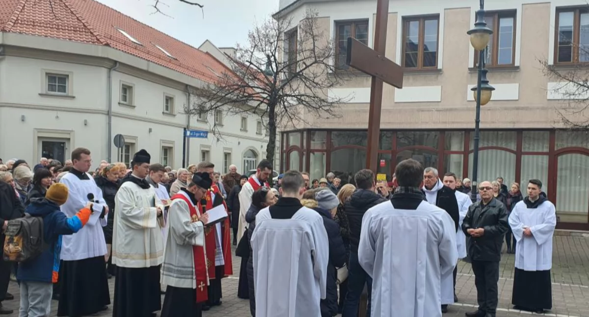 Kościół - Parafie , Ekstremalna Droga Krzyżowa Włocławek Trwają zapisy - zdjęcie, fotografia