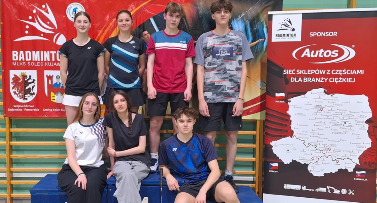 Badminton, Deszcz medali START Smólnik! Młodzi badmintoniści błyszczą ogólnopolskich turniejach - zdjęcie, fotografia