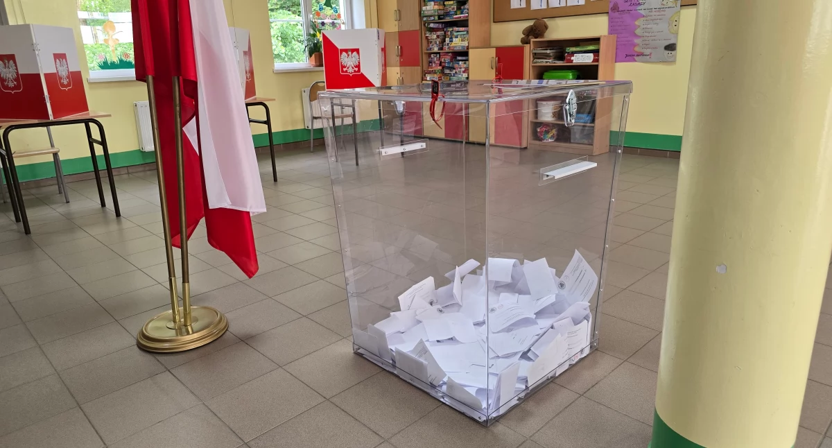 Polityka, Druga Prezydencka Włocławek Okolice Szturmują Urny! Frekwencja Rekordowa mobilizacja regionie - zdjęcie, fotografia