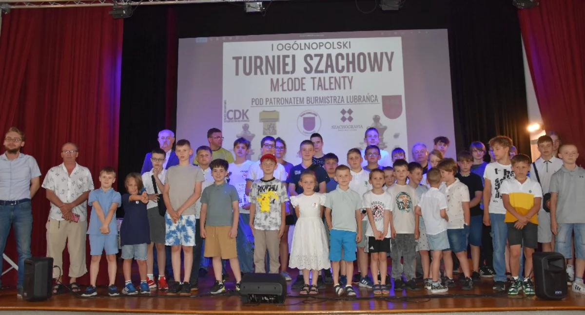 Ludzie_, Szachowe emocje sukces młodych zawodników Lubraniec gospodarzem ogólnopolskiego turnieju - zdjęcie, fotografia