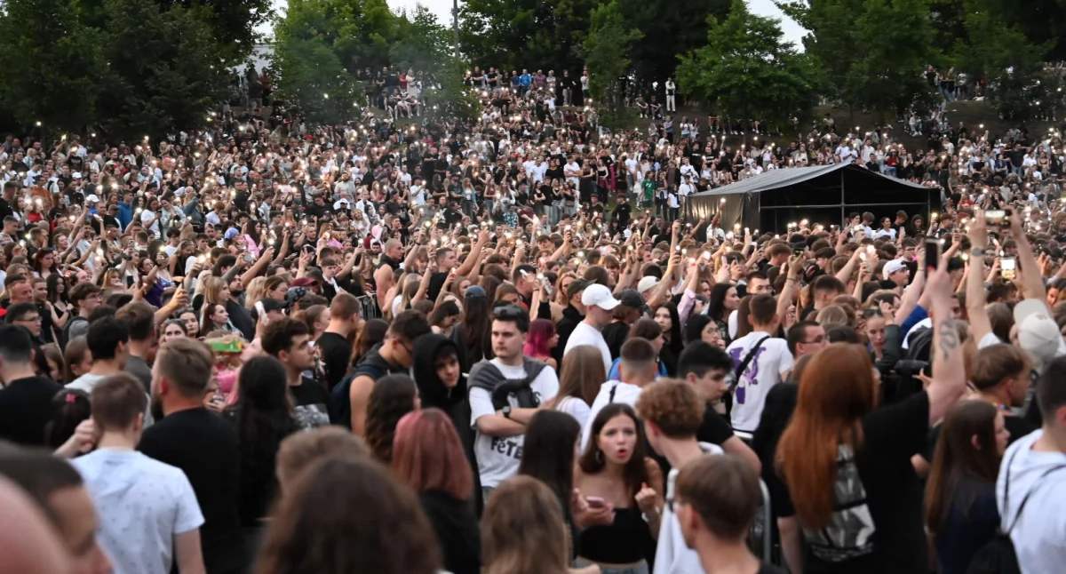 Koncerty, Włocławka Young rozgrzał scenę Słodowie - zdjęcie, fotografia