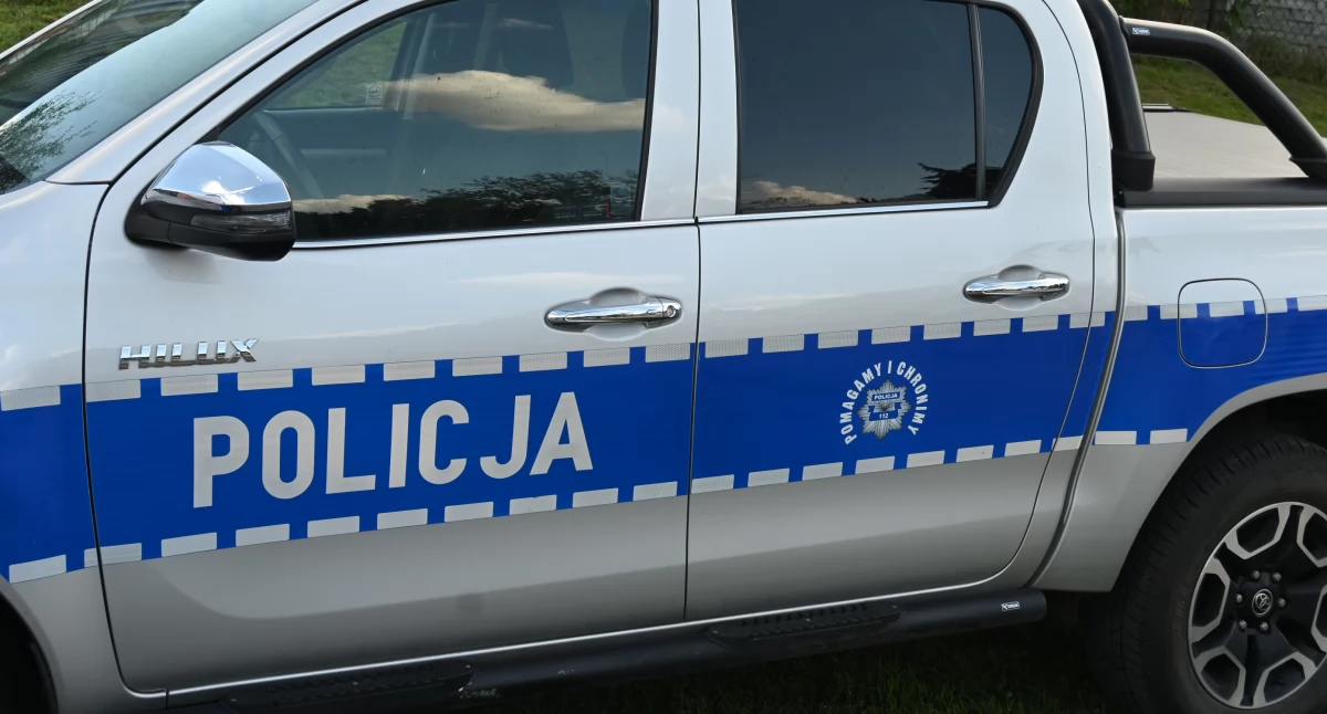 Policja - komunikaty policyjne, Wypadek Włocławku Rowerzystka potrącona przejeździe trafiła szpitala - zdjęcie, fotografia