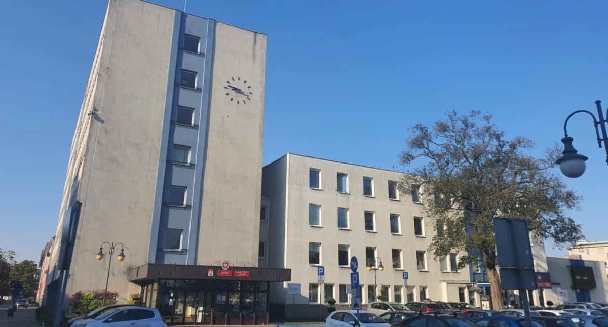 Rynek pracy, Urząd Miasta Włocławek rekrutuje nabór stanowisko kierownicze administracji - zdjęcie, fotografia