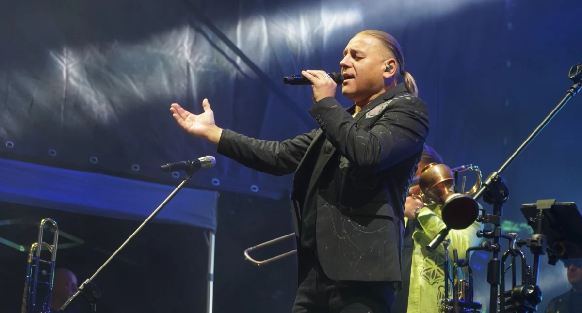 Rolnictwo, Dożynki Gminno Parafialne Brześciu Kujawskim wspólnota wdzięczność koncerty Golec uOrkiestra - zdjęcie, fotografia