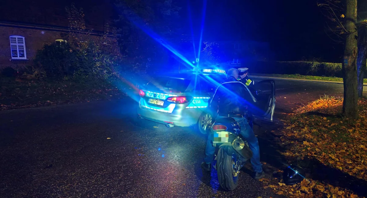 Policja - komunikaty policyjne, zatrzymał kontroli Powód Motocykl badań - zdjęcie, fotografia