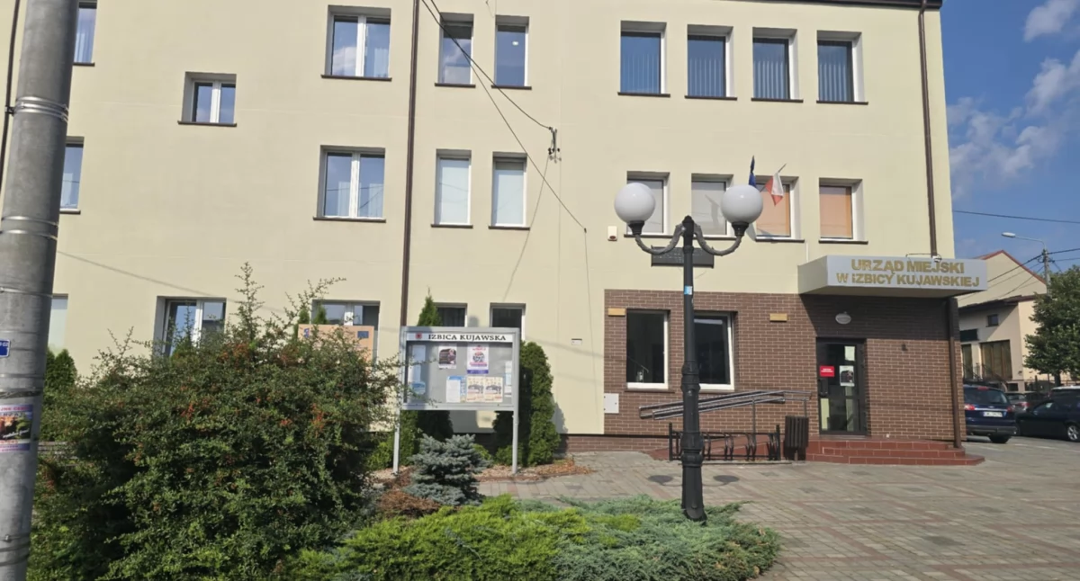 Ludzie_, Ponad nazwisk wykazie pomocy publicznej Gmina Izbica Kujawska publikuje półroczne sprawozdanie - zdjęcie, fotografia