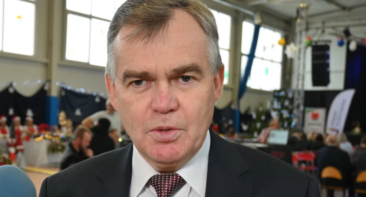 Ludzie_, Ponad nazwisk wykazie pomocy publicznej Gmina Izbica Kujawska publikuje półroczne sprawozdanie - zdjęcie, fotografia