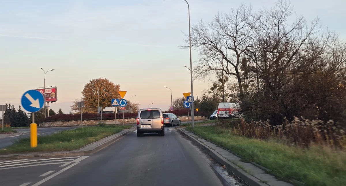 Urząd Miasta, Inwestycje drogowe Włocławku Pięć rondo przejdą przebudowę - zdjęcie, fotografia