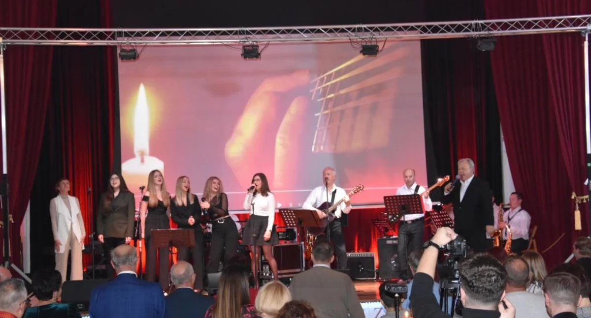 Koncerty, Lubraniec Zaduszki Muzyczne upamiętnią największe gwiazdy polskiej sceny - zdjęcie, fotografia