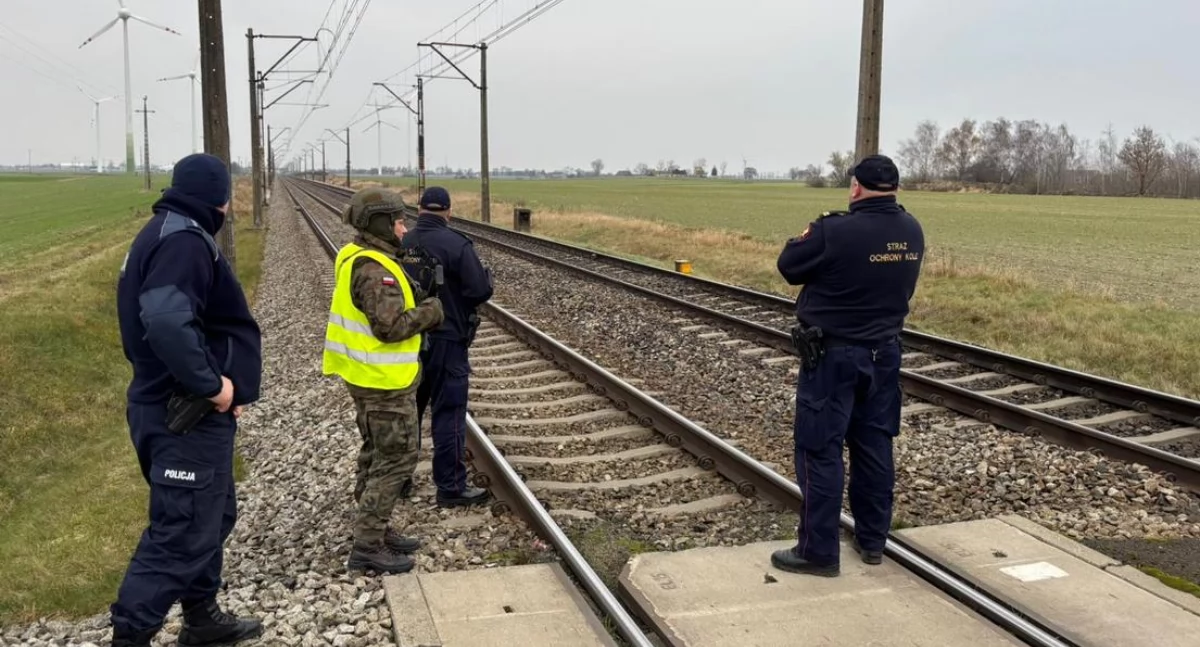 Komunikaty, Akcje dywersji liniach kolejowych Policja regionu prowadzi działania torowiskach - zdjęcie, fotografia