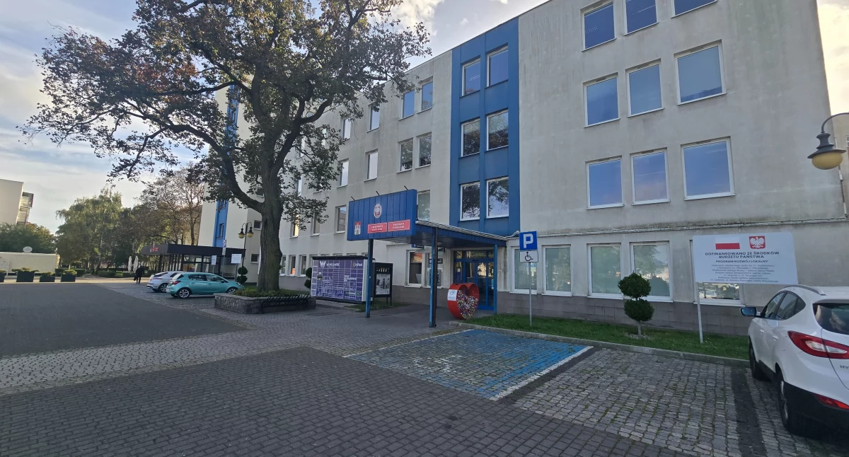 Urząd Miasta, Passat Urzędu Miasta Włocławek kupienia Wiemy - zdjęcie, fotografia