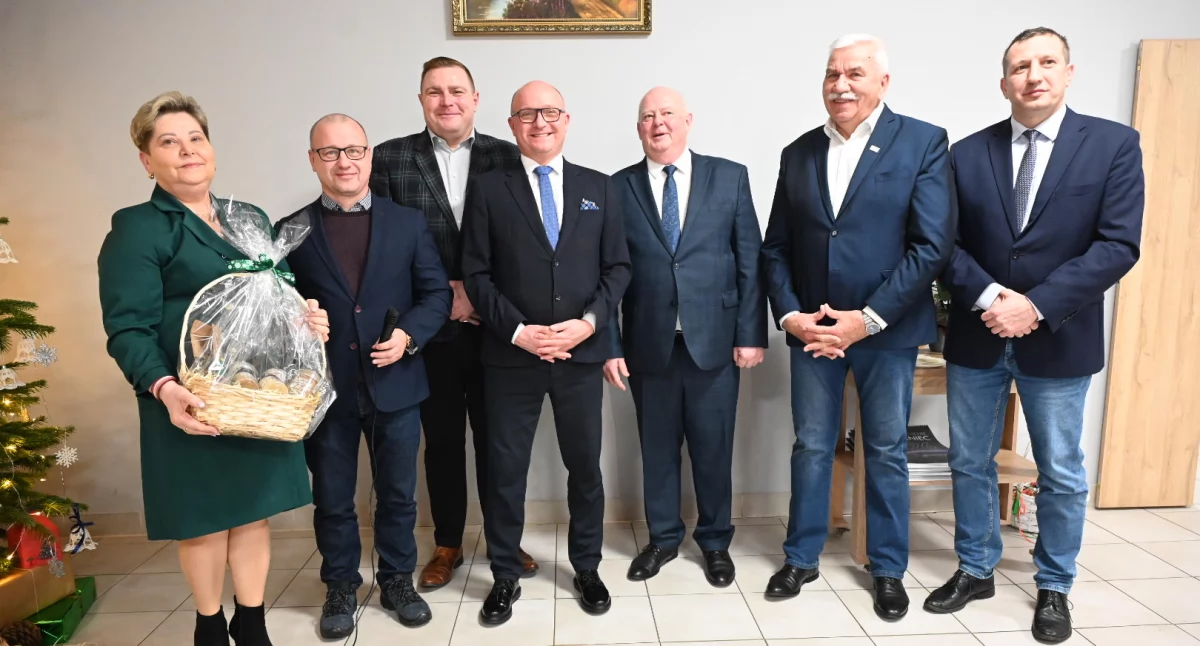 Ludzie_, Wigilia kół gospodyń wiejskich stowarzyszeń gminy Lubraniec Spotkanie Wiktorowie - zdjęcie, fotografia