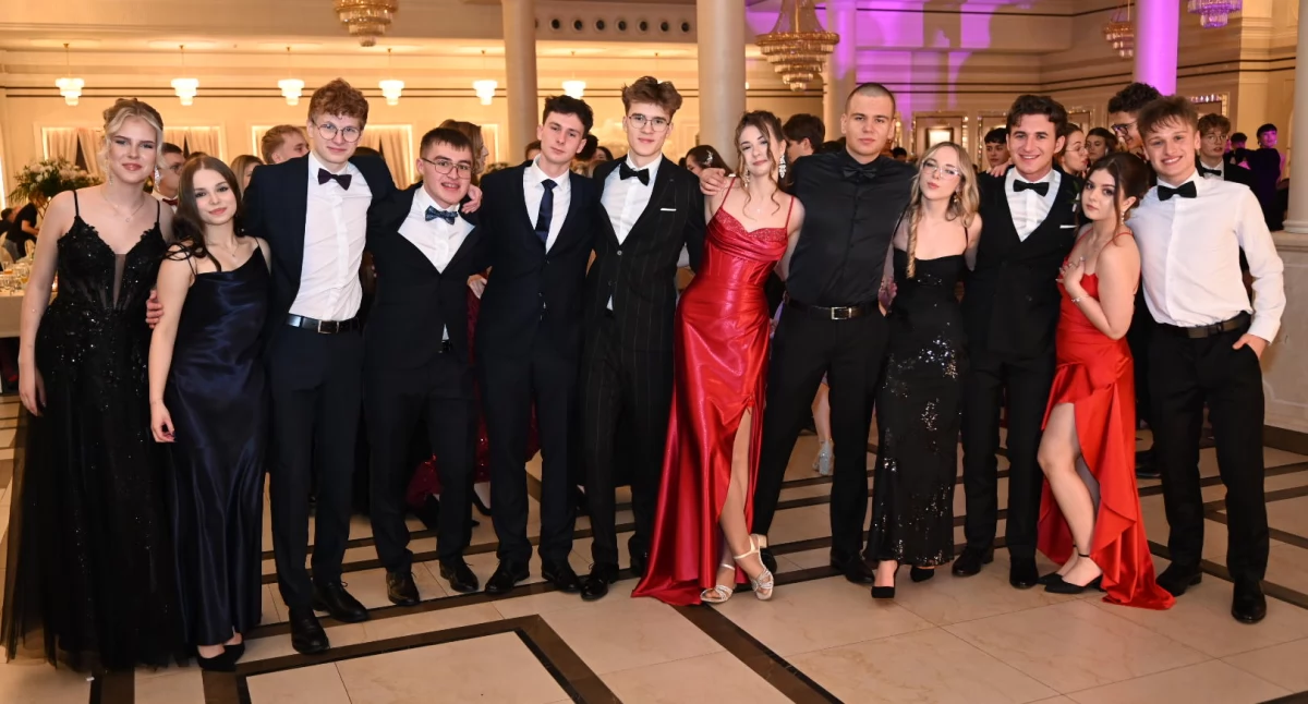 Studniówki, Studniówki Włocławek Ziemi Kujawskiej Radziejowie - zdjęcie, fotografia