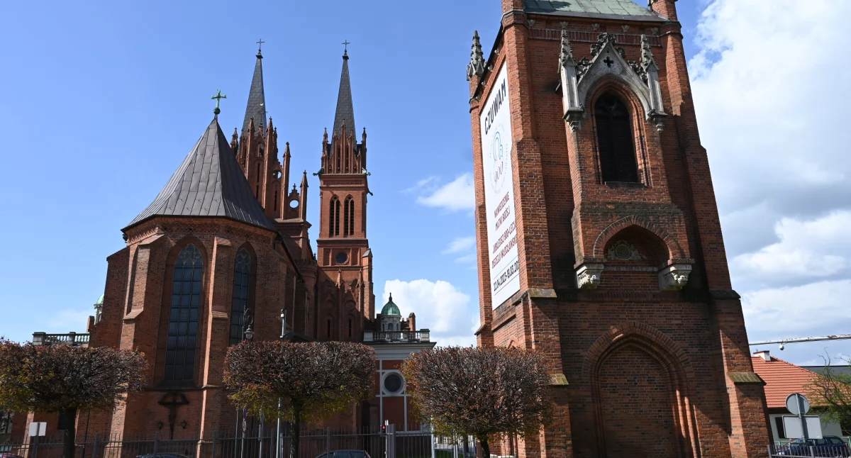 Kościół - Parafie , Muzyka ślubie lupą Diecezja włocławska reaguje nadużycia - zdjęcie, fotografia