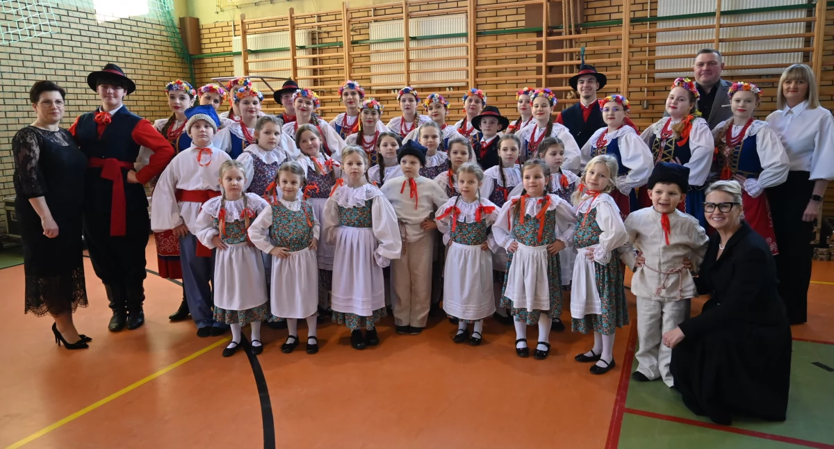 Polecamy, Dzień Babci Dziadka Baruchowie Spotkanie które łączy pokolenia [ZDJĘCIA] - zdjęcie, fotografia