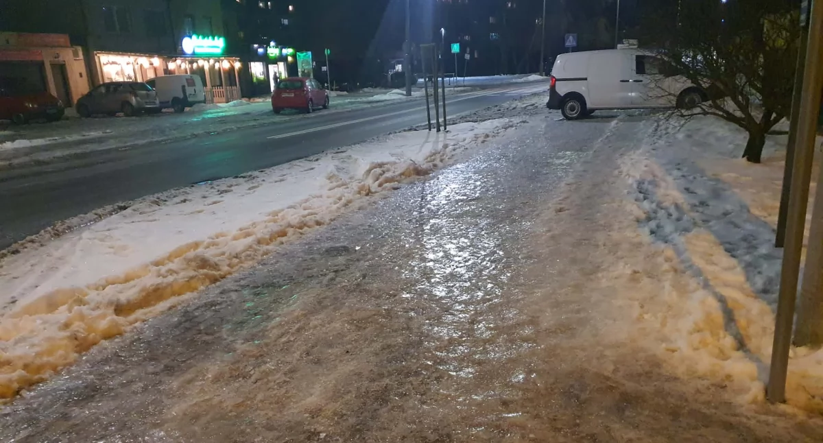 Pogoda, Alert Włocławku nadchodzą marznące opady gołoledź - zdjęcie, fotografia