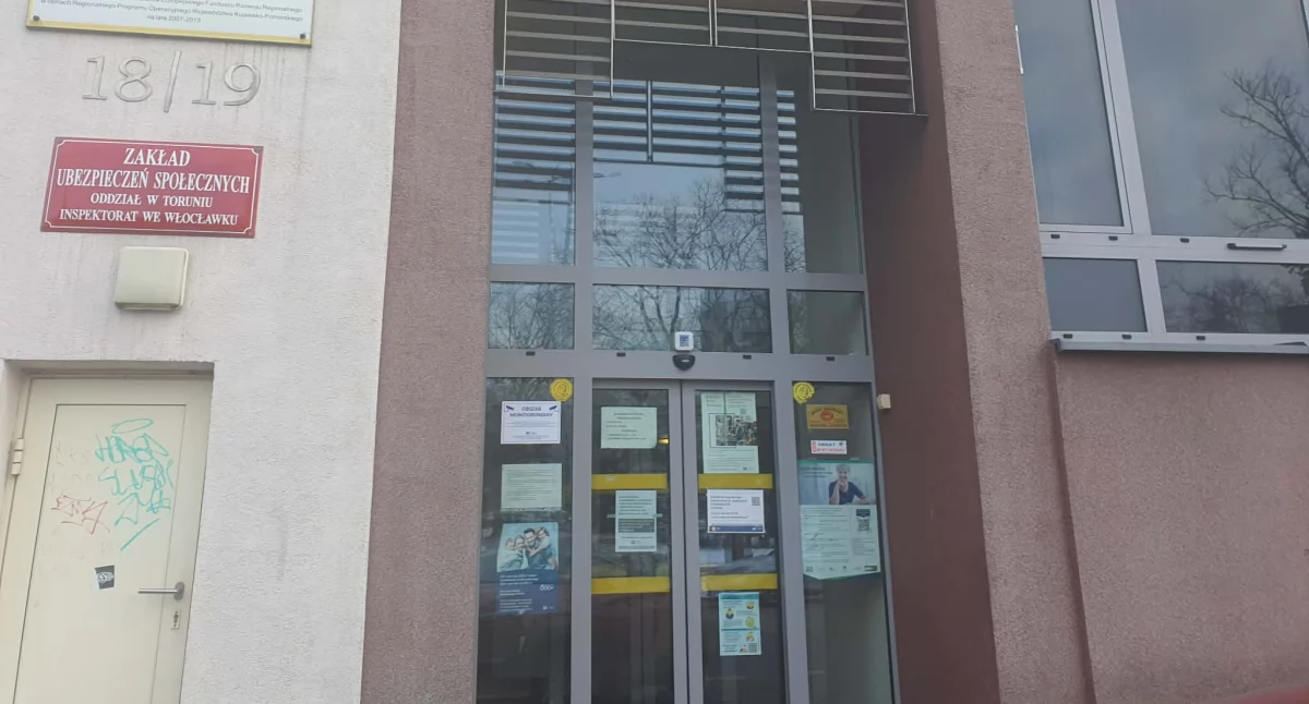 Rynek pracy, Praca Włocławek szuka pracownika - zdjęcie, fotografia