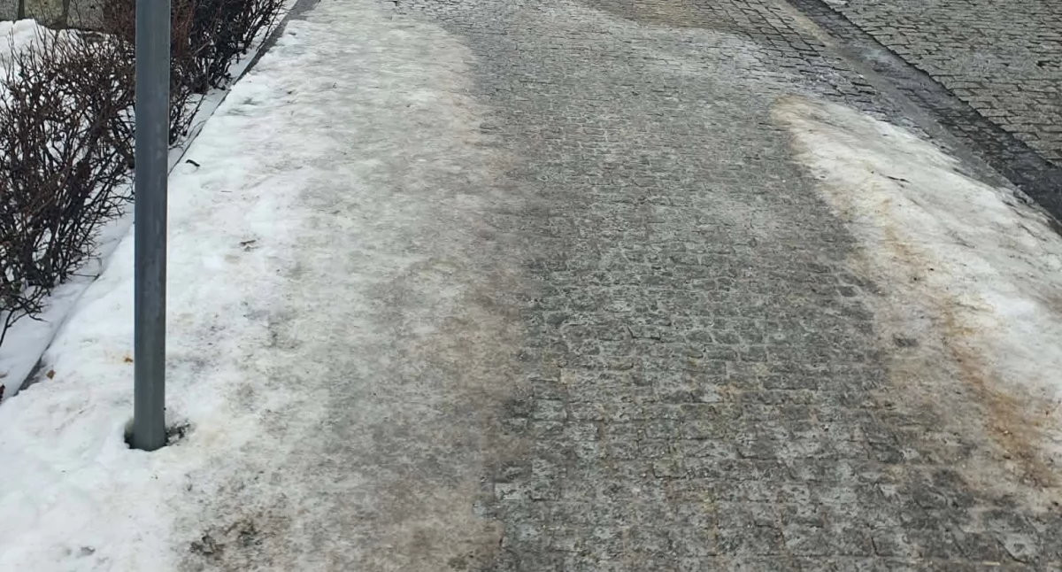 Zdrowie i uroda, Lawina urazów Włocławku Szpital potwierdza wzrost zgłoszeń gołoledzi - zdjęcie, fotografia