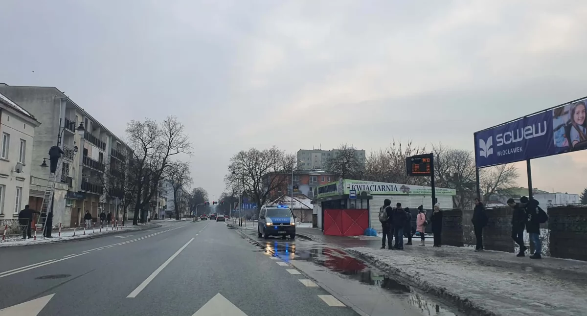 Pożary interwencje straży , Dramatyczna akcja ratunkowa Chopina Mężczyzna żyje - zdjęcie, fotografia