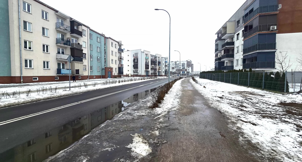 Komunikacja, Celulozowa Włocławku miejsc parkingowych dzieje - zdjęcie, fotografia
