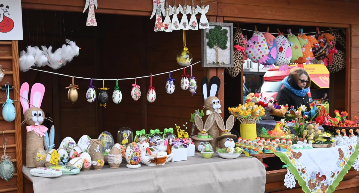 Ludzie_, Jarmark Wielkanocny Włocławek atrakcje program - zdjęcie, fotografia