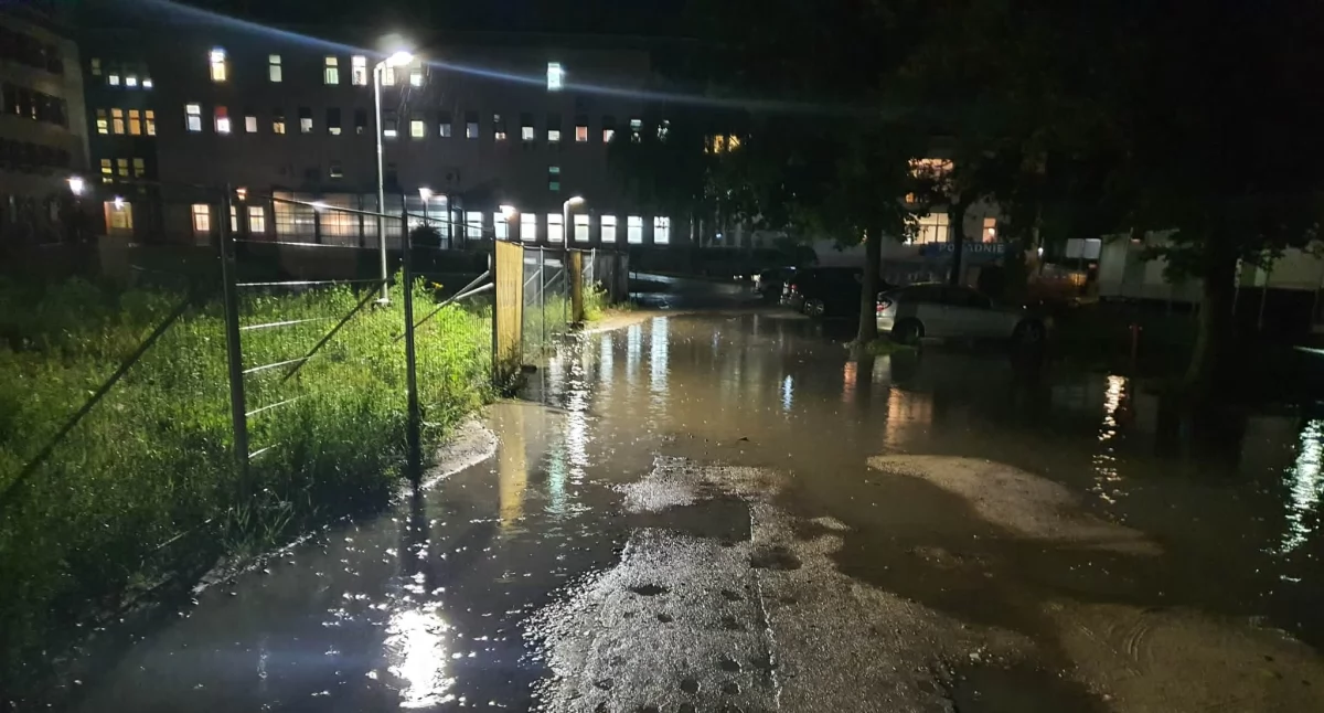 Zdrowie i uroda, Lekarz wpływem alkoholu szpitalu Włocławku stanowisko placówki - zdjęcie, fotografia