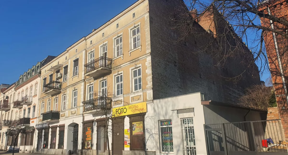 Pożary interwencje straży , Cztery zastępy straży Zielonym Rynku Włocławku - zdjęcie, fotografia