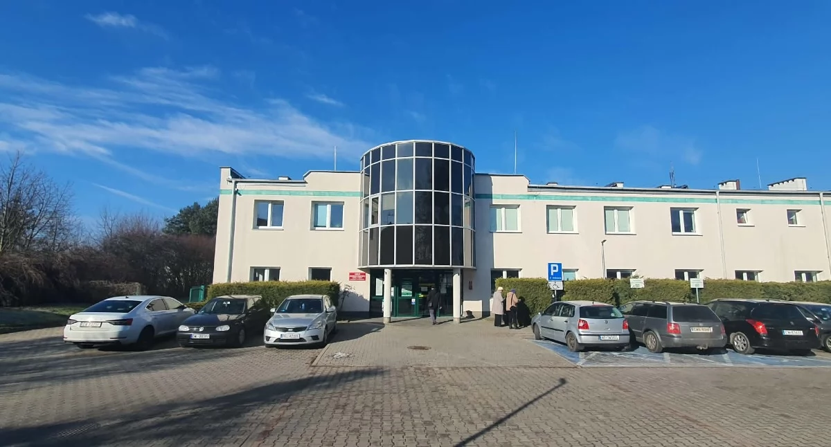 Rynek pracy, Praca Włocławek szuka pracownika biurowego - zdjęcie, fotografia