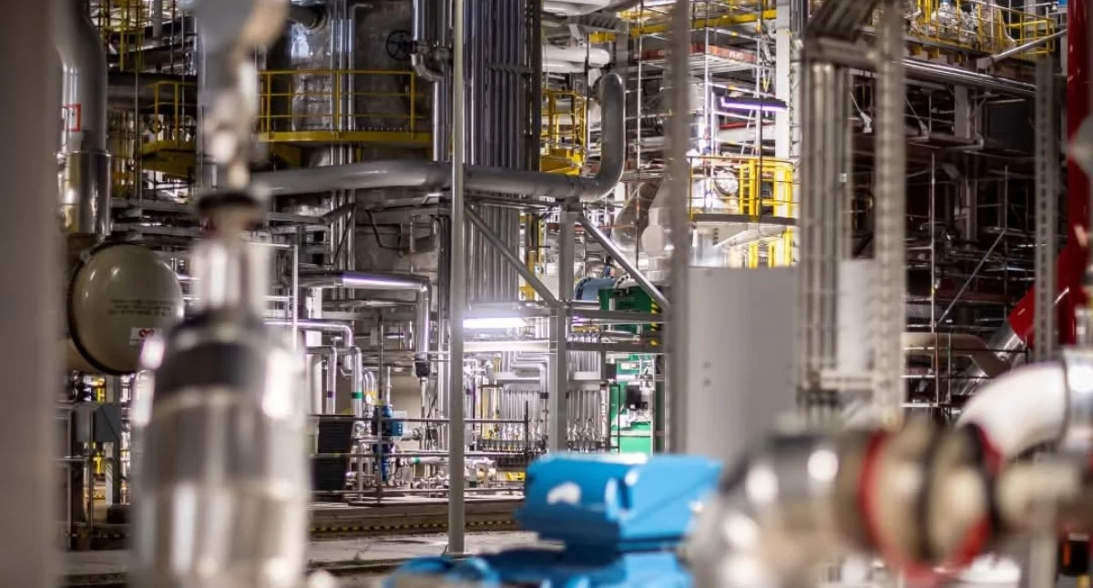 Rynek pracy, Oferty pracy Włocławku ANWIL szuka ludzi produkcji utrzymania ruchu - zdjęcie, fotografia