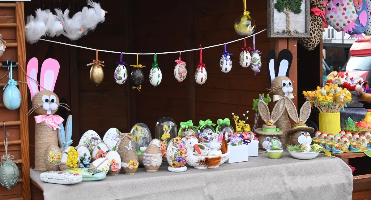 Ludzie_, Jarmark Wielkanocny Włocławek Festiwal Trucków Sprawdź program atrakcje - zdjęcie, fotografia