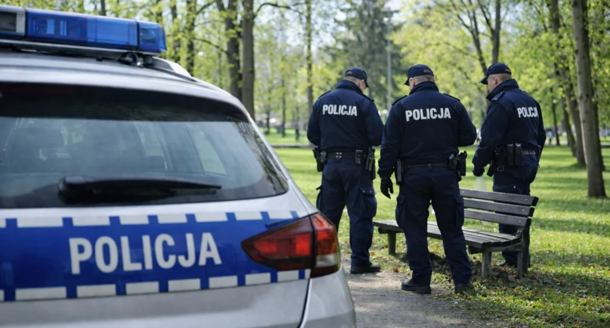 Policja - komunikaty policyjne, latka znaleziona martwa Parku Łokietka Włocławku - zdjęcie, fotografia