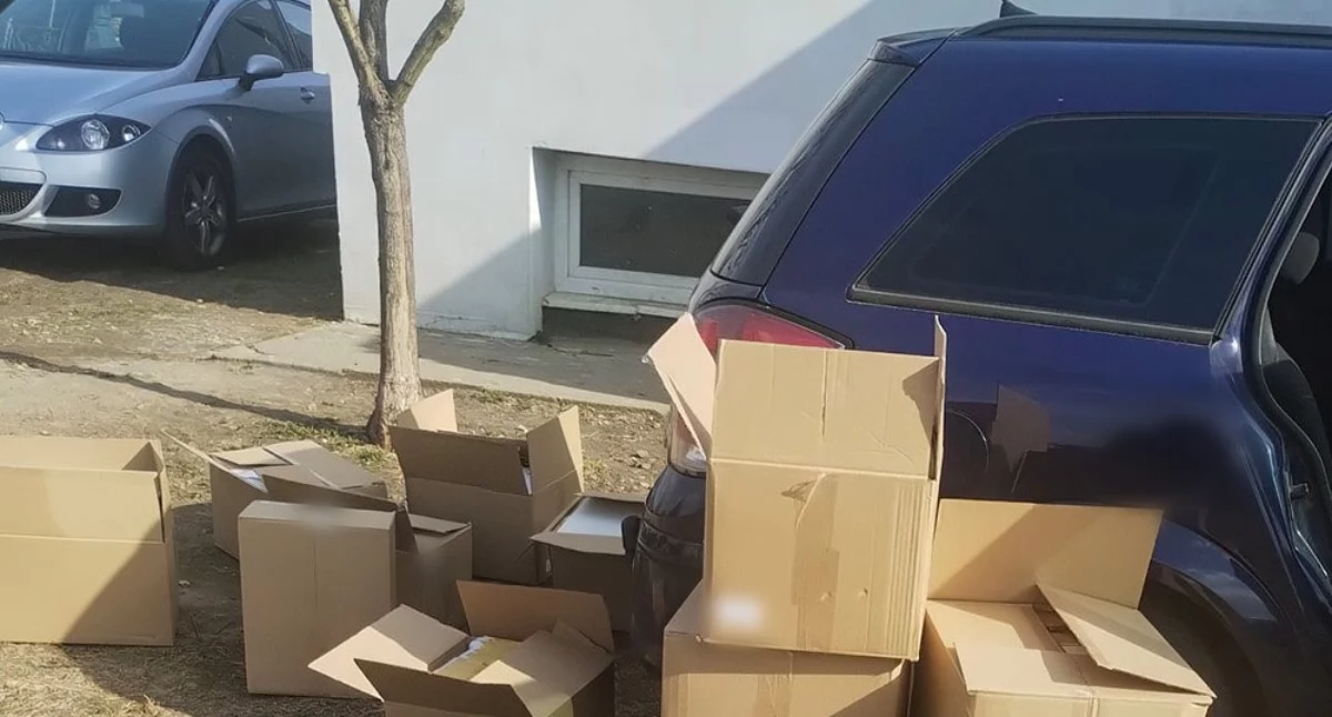 Ludzie_, Powiat włocławski CBŚP Straż Graniczna rozbiły tytoniowy magazyn - zdjęcie, fotografia