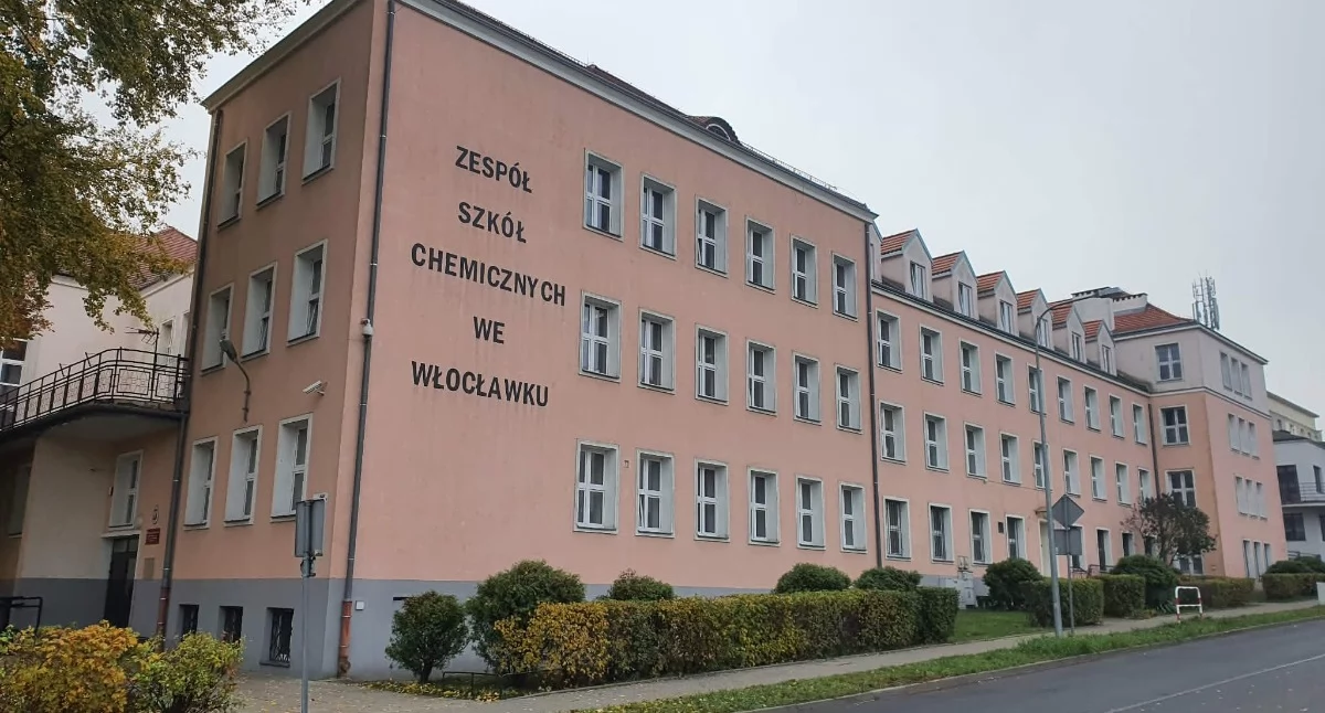 Szkoły średnie, Bohaterska reakcja uczennicy włocławskiego Chemika zostanie doceniona - zdjęcie, fotografia