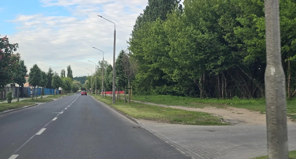 Policja - komunikaty policyjne, Ulica Barska Włocławku częściowo zablokowana znalezieniu niewybuchu - zdjęcie, fotografia