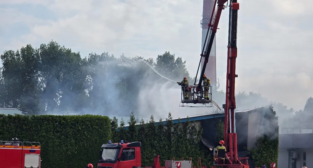 Pożary interwencje straży , Pożar Barskiej Włocławku zakończony jakość powietrza - zdjęcie, fotografia
