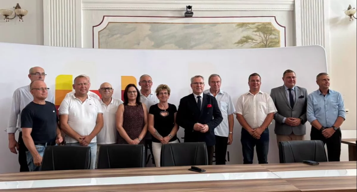 Ludzie_, pieniądze powiatu włocławskiego Skorzystają rolnicy mieszkańcy - zdjęcie, fotografia