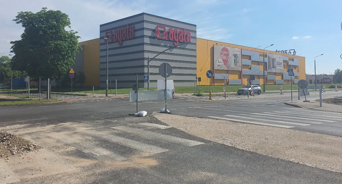 Komunikacja, jedna największych zmian drogowych części Włocławka planach parkingi ścieżki przystanki - zdjęcie, fotografia