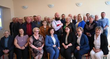 Uroczysta sesja w Boniewie i podziękowania dla mistrza Polski w armwrestlingu Bogusława Zdanowskiego