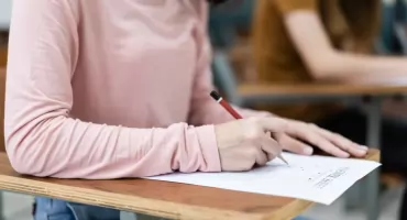 Wyniki matur 2025 we Włocławku. Liderzy i ci, którzy muszą gonić stawkę